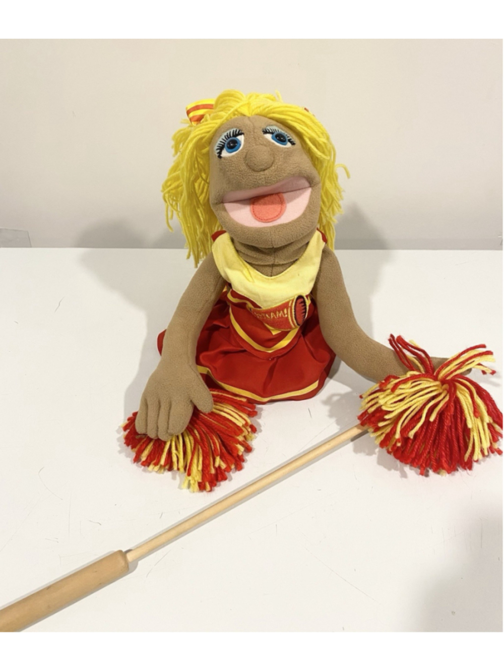 Melissa & Doug Cheerleader Hand Puppet Blonde Girl w/ Rod SML Stacy